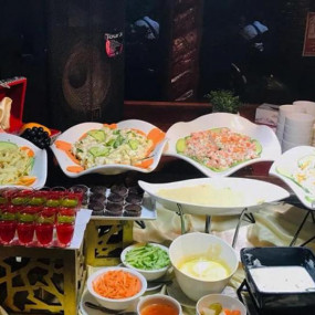 Dhow dinner cruise on Dubai creek in Dubai : Galerie de photos n287wj