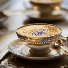 Photo from جولة في فندق برج العرب الشهير مع تناول كوب قهوة كابتشينو الذهب في لاونج أوما in دبي: Gallery Photo 3x8d5m