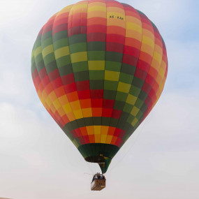 Photo from تجربة شروق الشمس في منطاد الهواء الساخن مع نقل مجاني in دبي: Gallery Photo 3b8kr5