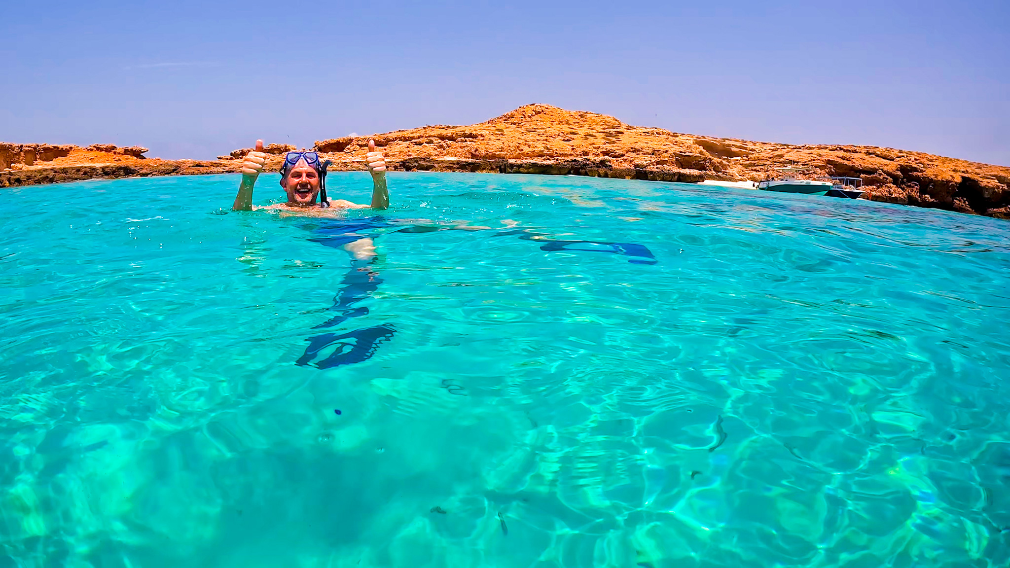 Photo from جولة جماعية خاصة في جزر الديمانيات in مسقط: Gallery Photo zgkd61