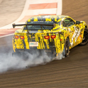 Yas Marina Circuit Passenger Ride - Chevrolet Camaro Drift Taxi in Abu Dhabi: Gallery Photo n14mgd