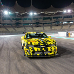 Yas Marina Circuit Passenger Ride - Chevrolet Camaro Drift Taxi in Abu Dhabi: Gallery Photo 3dk656