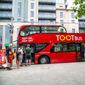 Hop on Hop off Bath in Bath: Gallery Photo 3e5xwb