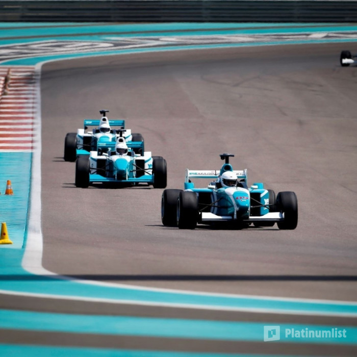 Driving Experience - Yas Formula 3000 in Abu Dhabi : Galerie de photos zw5x9p
