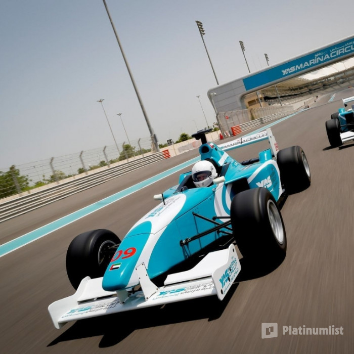 Driving Experience - Yas Formula 3000 in Abu Dhabi : Galerie de photos zm4dww Driving Experience - Yas Formula 3000 in Abu Dhabi : Galerie de photos zm4dww