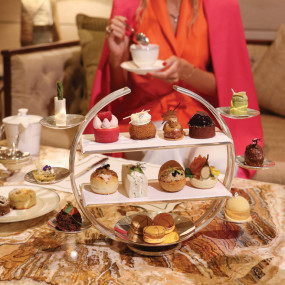 Sparkling Afternoon Tea at Kempinski Aspen Cafe in Dubai: Gallery Photo 3y5rv1