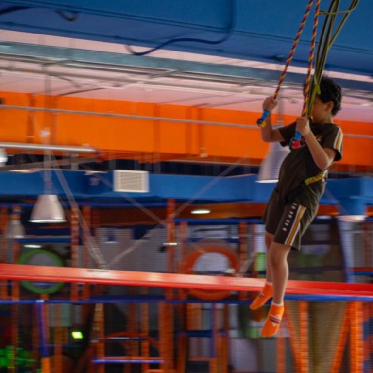 Photo de Air Maniax Arabian Center - Inflatable and Adventure Park dans Dubai : Galerie Photo zv57jq