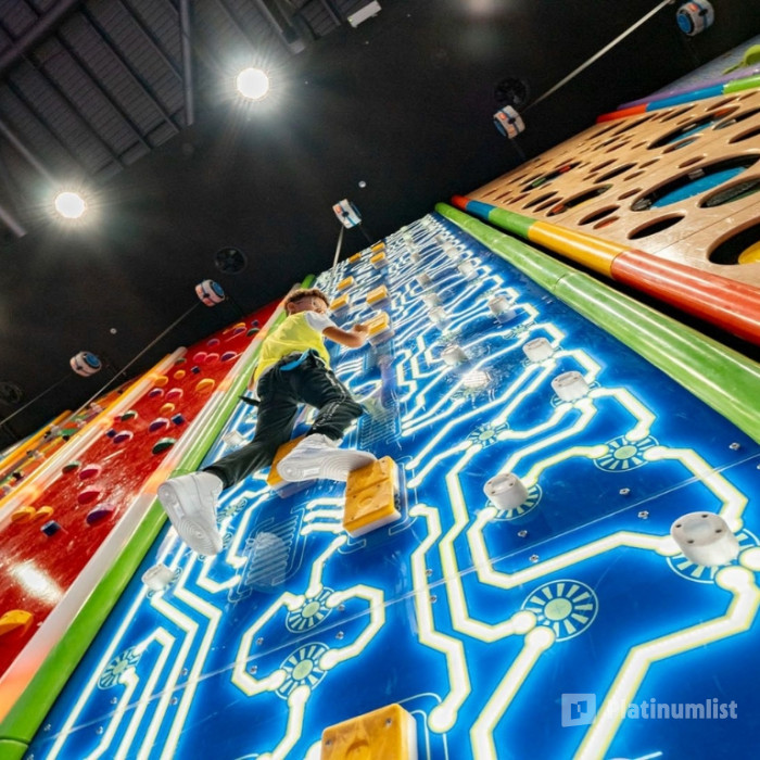 Trampo Extreme - Trampoline Fun at Dubai Mall in Dubai: Gallery Photo nk5okq