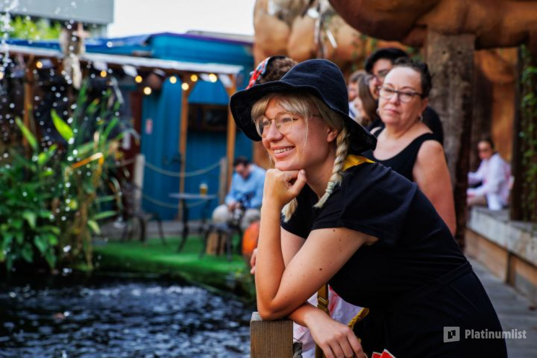 Tickets for the Phantom Peak in London in London: Gallery Photo 3dk956 Tickets for the Phantom Peak in London in London: Gallery Photo 3dk956