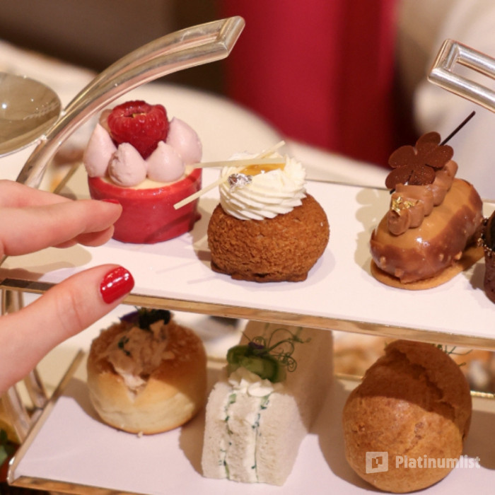 Sparkling Afternoon Tea at Kempinski Aspen Cafe in Dubai: Gallery Photo 3dkp1k