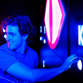 zw5800 استديو الصور :دبي في تجربة أكتيفيت للّعب والمتعة