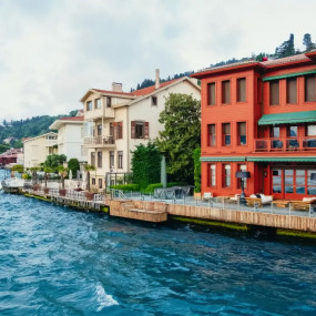 Photo from رحلة في البوسفور عند غروب الشمس على متن يخت فاخر in إسطنبول: Gallery Photo 3x87gm