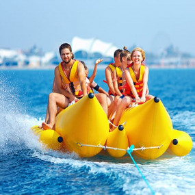 Photo from تجارب ركوب قارب الموز والدونات ولوح التزلج في جميرا in دبي: Gallery Photo 3dke6b