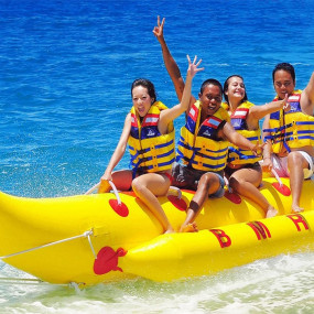 Photo from تجارب ركوب قارب الموز والدونات ولوح التزلج في جميرا in دبي: Gallery Photo 3e5420