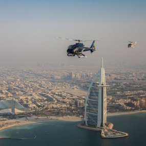 Shared Helicopter Tour in Dubai by Falcon Aviation in Dubai: Gallery Photo zv51xq