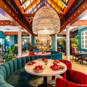 n6by7y استديو الصور :دبي في عشاء غالا وحفل كرنفال ليلة رأس السنة في دوسيت تاني دبي