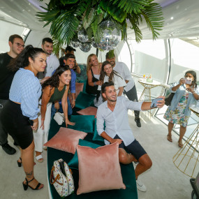 Ain Dubai Premium with Soft Drinks or Mocktails in Dubai: Gallery Photo 3jkemy