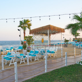 zw5q8b استديو الصور :الدمام في تكية بحر