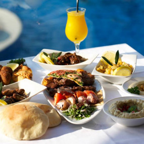 Ramadan at Dubai Marine Beach Resort & Spa in Dubai: Gallery Photo ezv043