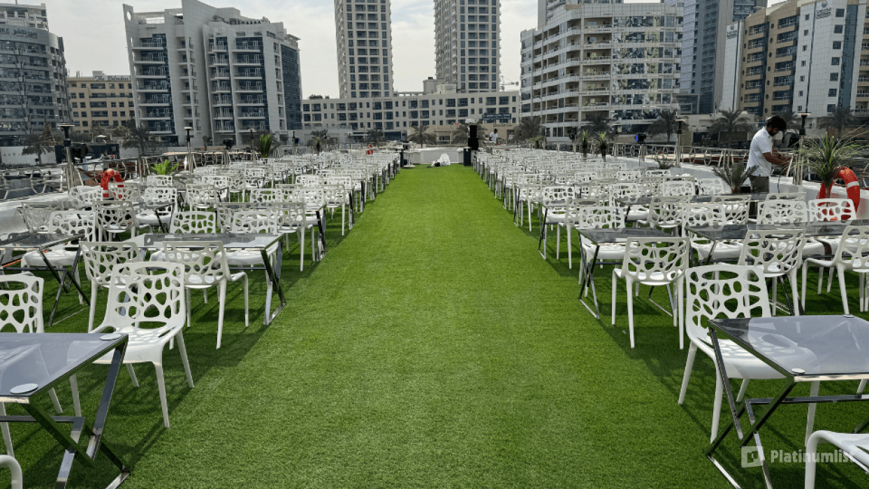 Lotus Royale Dinner Cruise in Dubai: Gallery Photo 38vm46