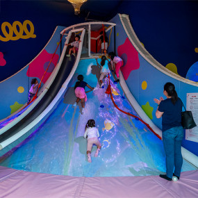 Hello Park Dubai in Dubai: Gallery Photo z7yb6k