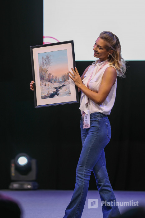 World Art Dubai 2025 in Dubai : Galerie de photos 3r5921 World Art Dubai 2025 in Dubai : Galerie de photos 3r5921