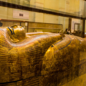 Photo from من الغردقة: جولة ليوم كامل في القاهرة لاستكشاف الأهرامات وأبو الهول والمتحف والبازار in الغردقة: Gallery Photo 38y1k6