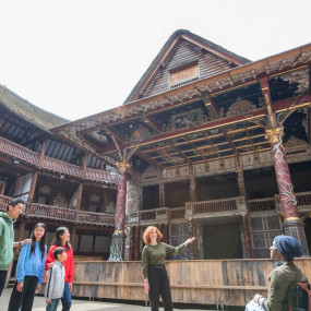 London: Shakespeare's Globe Theatre Guided Tour in London: Gallery Photo 3qebb4