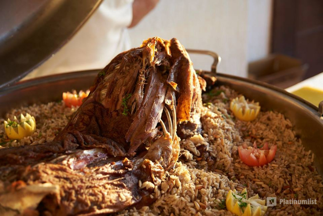 Iftar at Sheraton, Jumeirah Beach Resort in Dubai: Gallery Photo vn6713