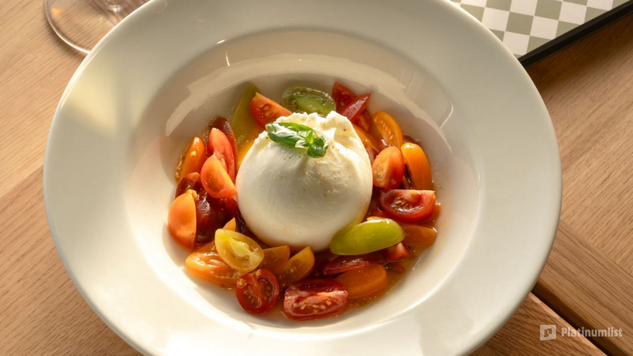 The View at the Palm Entrance Ticket + Lunch at Lolli Restaurant in Dubai: Gallery Photo 3qeb9r