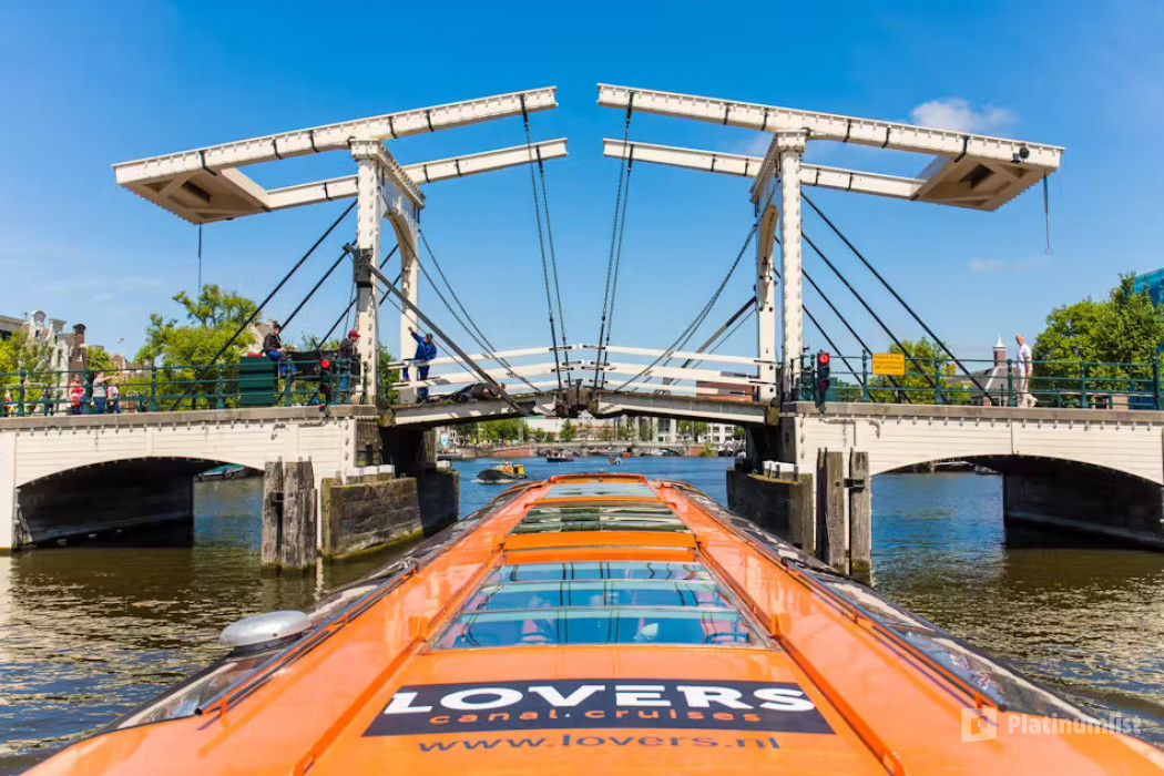 Amsterdam: Lovers Canal Cruise from Central Station in Amsterdam: Gallery Photo 34jjmy Amsterdam: Lovers Canal Cruise from Central Station in Amsterdam: Gallery Photo 34jjmy