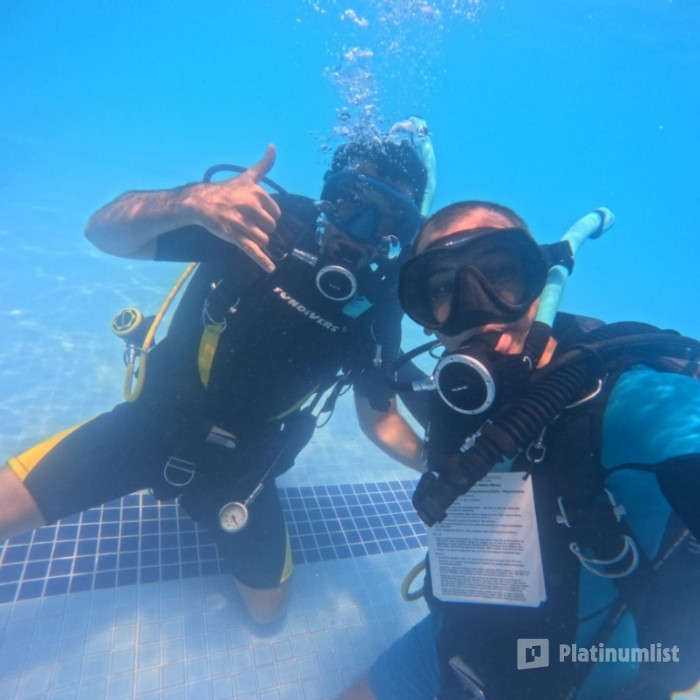 Abu Dhabi PADI Discover Scuba Diving Program in Abu Dhabi : Galerie de photos z944bm