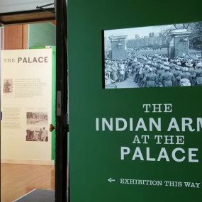 Hampton Court Palace, Gardens & Maze: Entry Ticket in London: Gallery Photo zodd1y