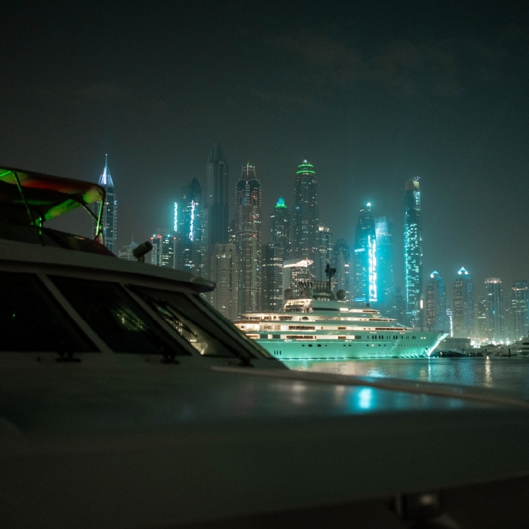 Photo from Luxury Shared Yachts Tours With BBQ and Drinks in Dubai: Gallery Photo 3yookq