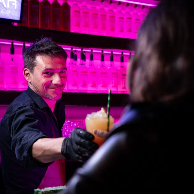 Photo from تجربة إكستراكولد آيس بار: تخطي الطابور + 3 مشروبات in أمستردام: Gallery Photo zm0e8p