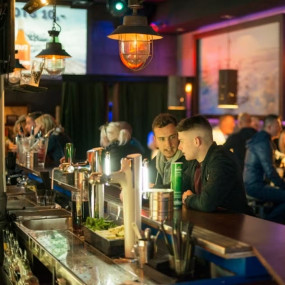 XtraCold Icebar Experience: Skip The Line + 3 Drinks in Amsterdam: Gallery Photo n0vdov