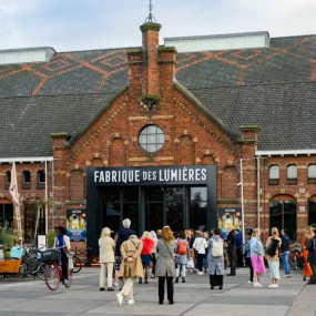 Fabrique des Lumières: From Vermeer to Van Gogh in Amsterdam: Gallery Photo zm0ejp