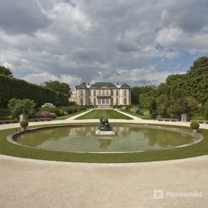 3yoq9b استديو الصور :باريس في متحف رودان: تخطي الطابور