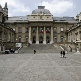 Sainte-Chapelle & Conciergerie: Entry Ticket in Paris: Gallery Photo 3pjvm0