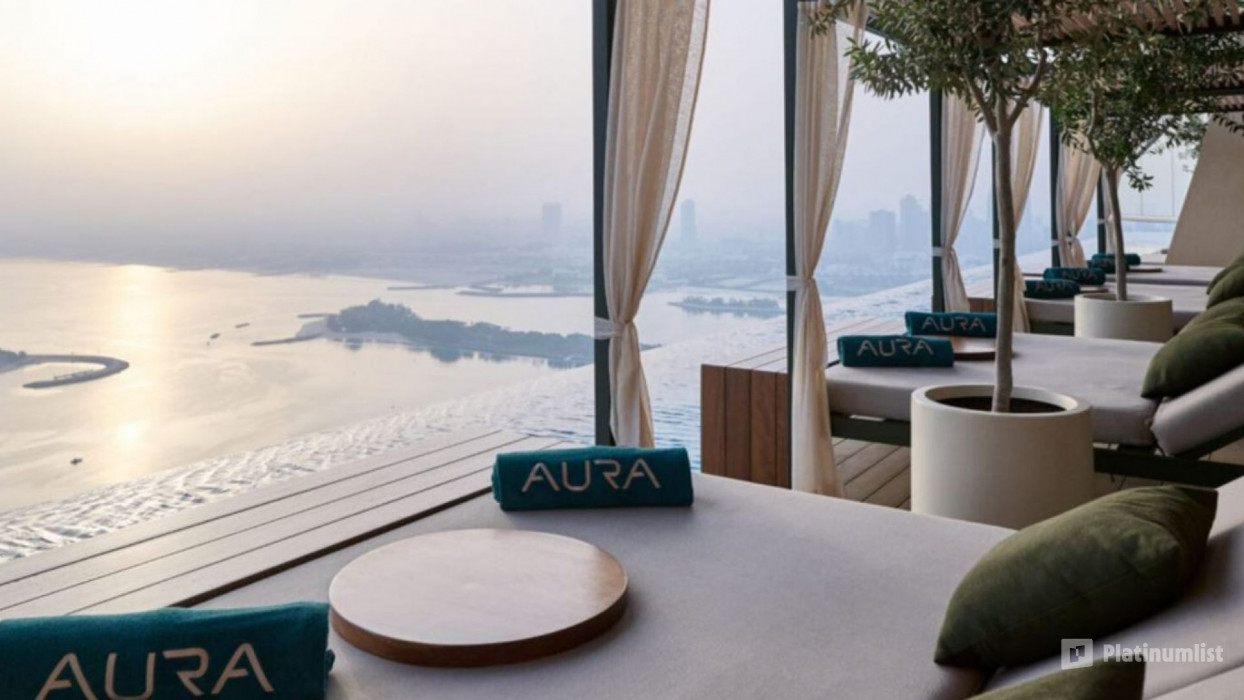 34jvv8 استديو الصور :دبي في تجربة مسبح أورا عند شروق الشمس