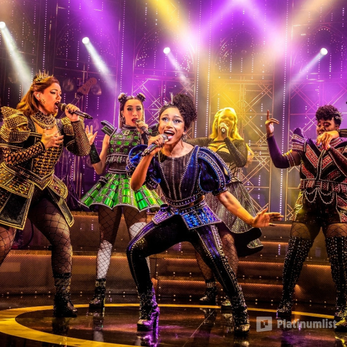 Six the Musical in London in London: Gallery Photo zv6vkq Six the Musical in London in London: Gallery Photo zv6vkq