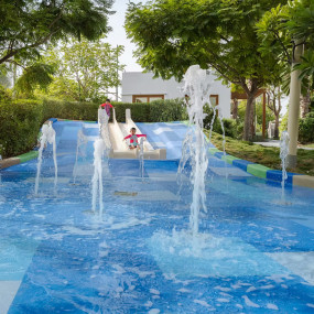 Al Barari Playground - Camp in Dubai: Gallery Photo 3rwo1k Al Barari Playground - Camp in Dubai: Gallery Photo 3rwo1k