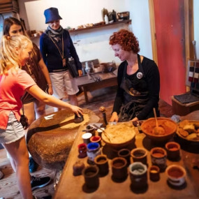 Photo from متحف بيت رامبرانت: تذكرة دخول + دليل وسائط متعددة in أمستردام: Gallery Photo 3d7wjk