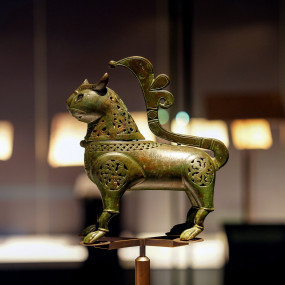 3bj2ym استديو الصور :أبوظبي في متحف نور وسلام | تجربة ضياء