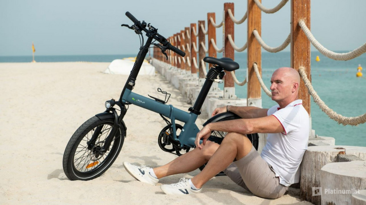 Curated Self-Ride Escapade - Beachside Route in Dubai: Gallery Photo 3j505w