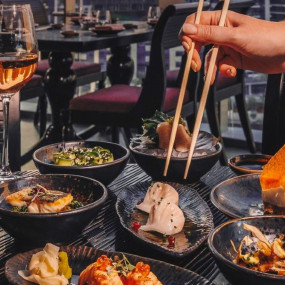 z7xrxg استديو الصور :دبي في آسيا آسيا - قائمة طعام سنست بيير 7