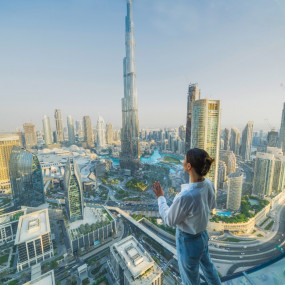 At the Top level 124 + Edge Walk in Dubai: Gallery Photo 35y4p6