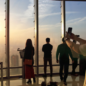 At The Top, Burj Khalifa Silver + Dubai Opera in Dubai : Galerie de photos 3d7q6k