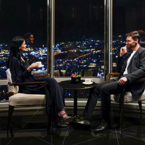 At the Top, Burj Khalifa Platinum in Dubai: Gallery Photo 3d7qjk