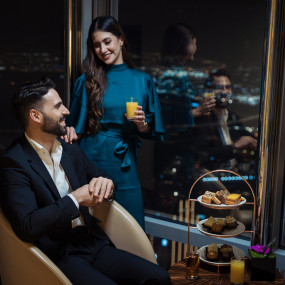 At the Top, Burj Khalifa Platinum in Dubai: Gallery Photo n0v2q9